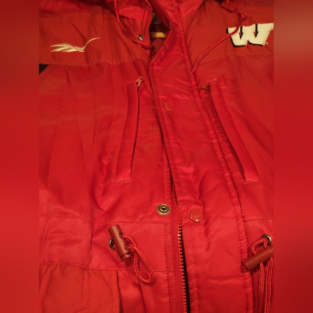 Vintage Reebok Wisconsin Jacket - Size M - Picture 10 of 13